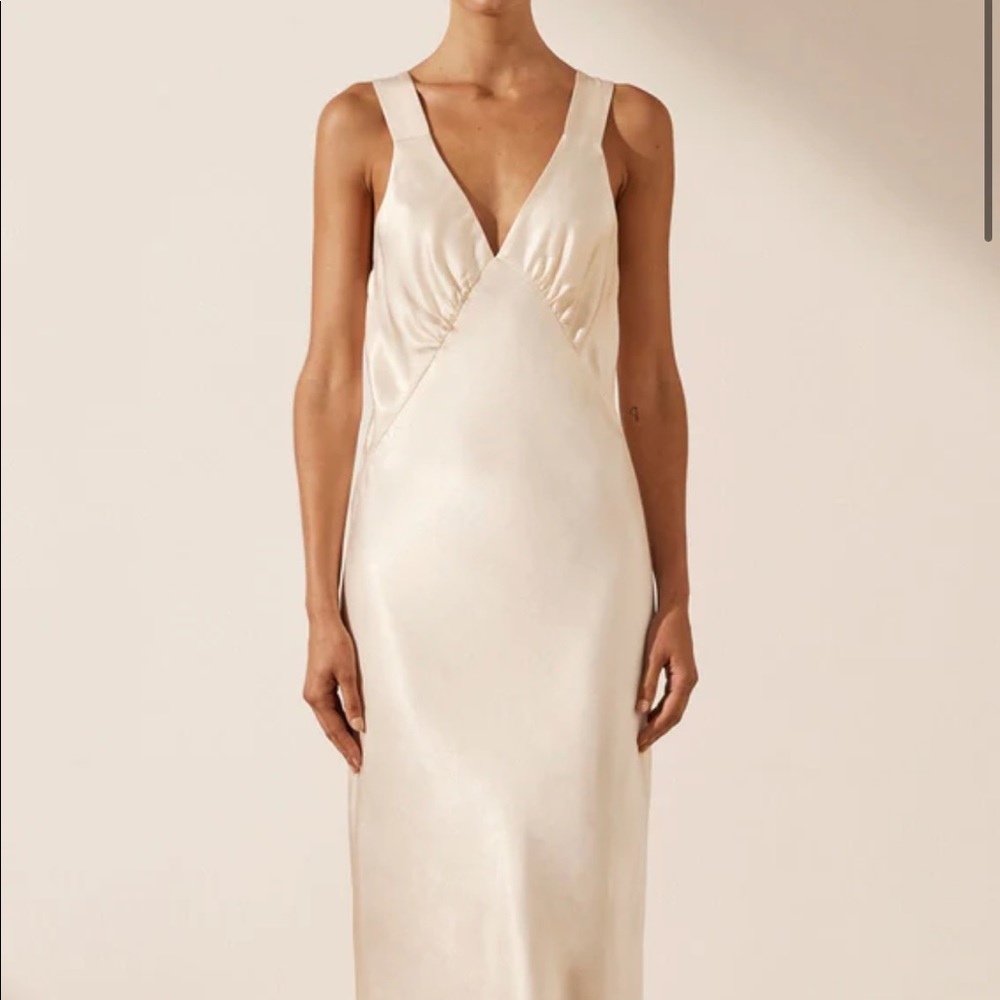 Shona joy la lune plunged midi dress